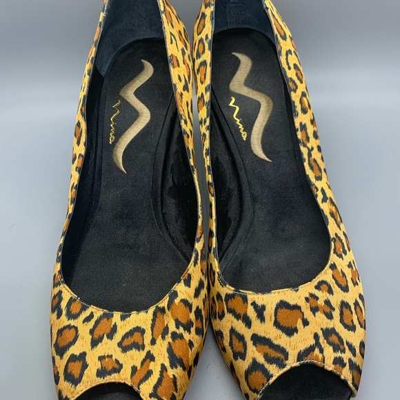 Nina Leopard Print Heels Size 8.5 - Picture 2 of 6